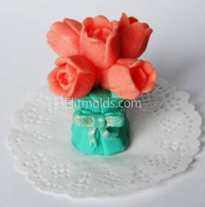 Bouquet of tulips with a bow 3D silicone mold