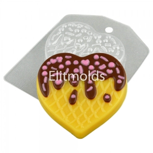 Waffle heart in chocolate 79 g Plastic mold